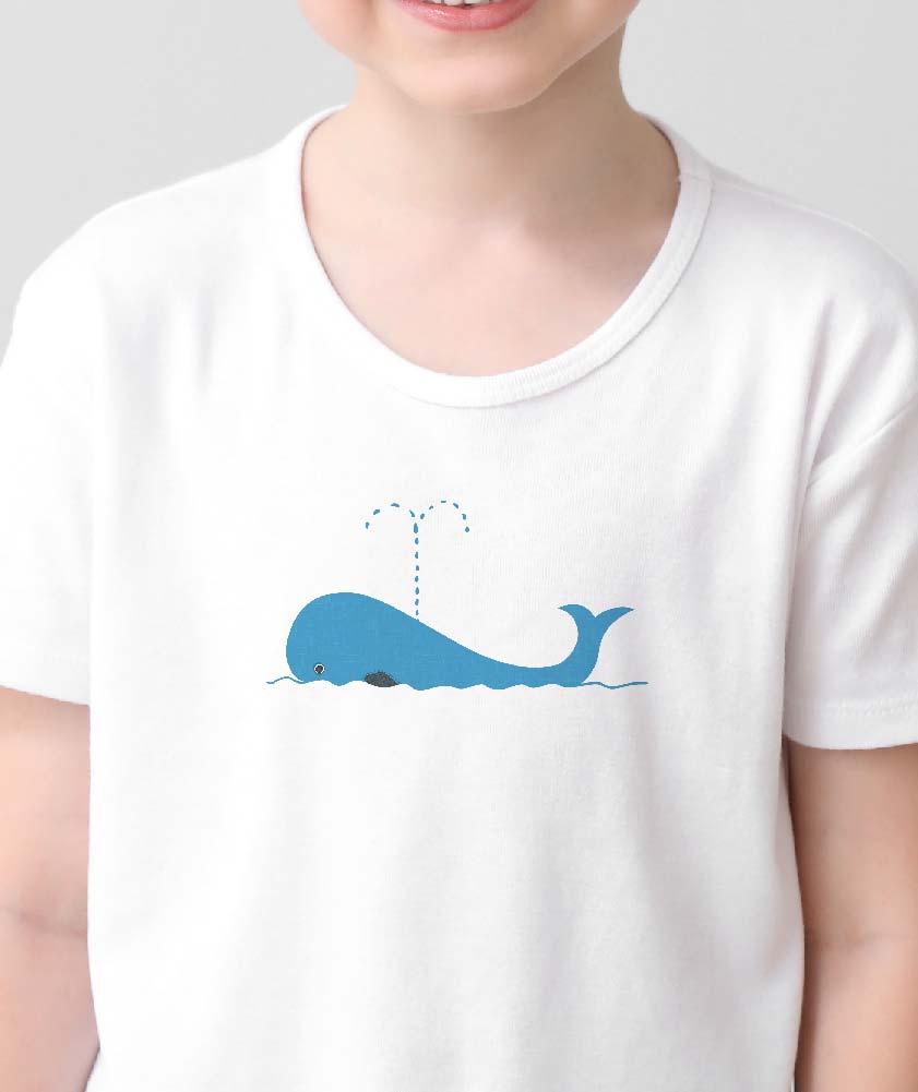 可愛いクジラTシャツ